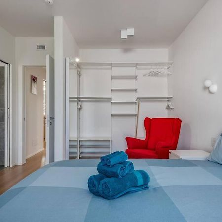Easylife - Modern And Spacious Apt In Fiera City Life มิลาน ภายนอก รูปภาพ
