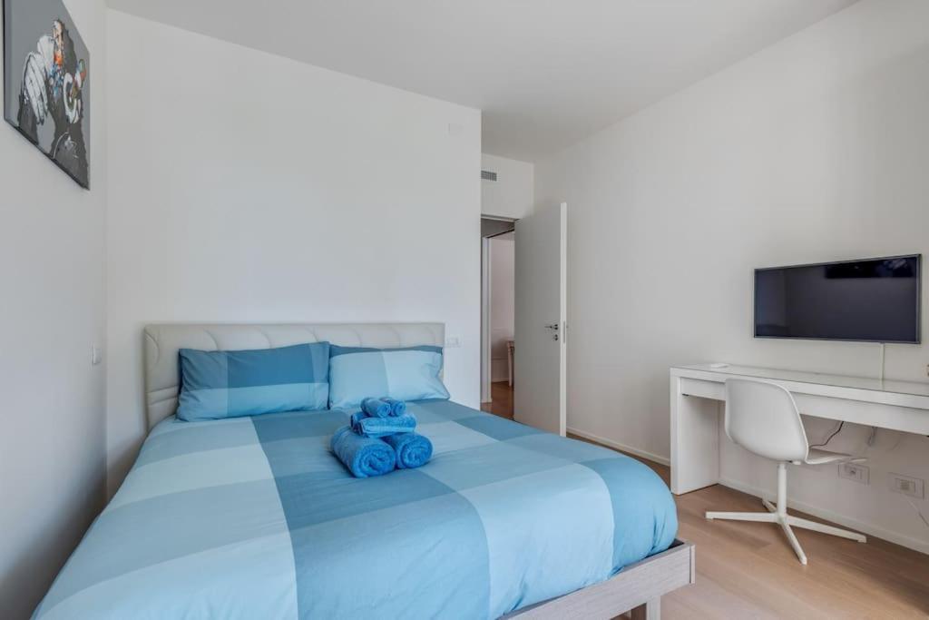 Easylife - Modern And Spacious Apt In Fiera City Life มิลาน ภายนอก รูปภาพ
